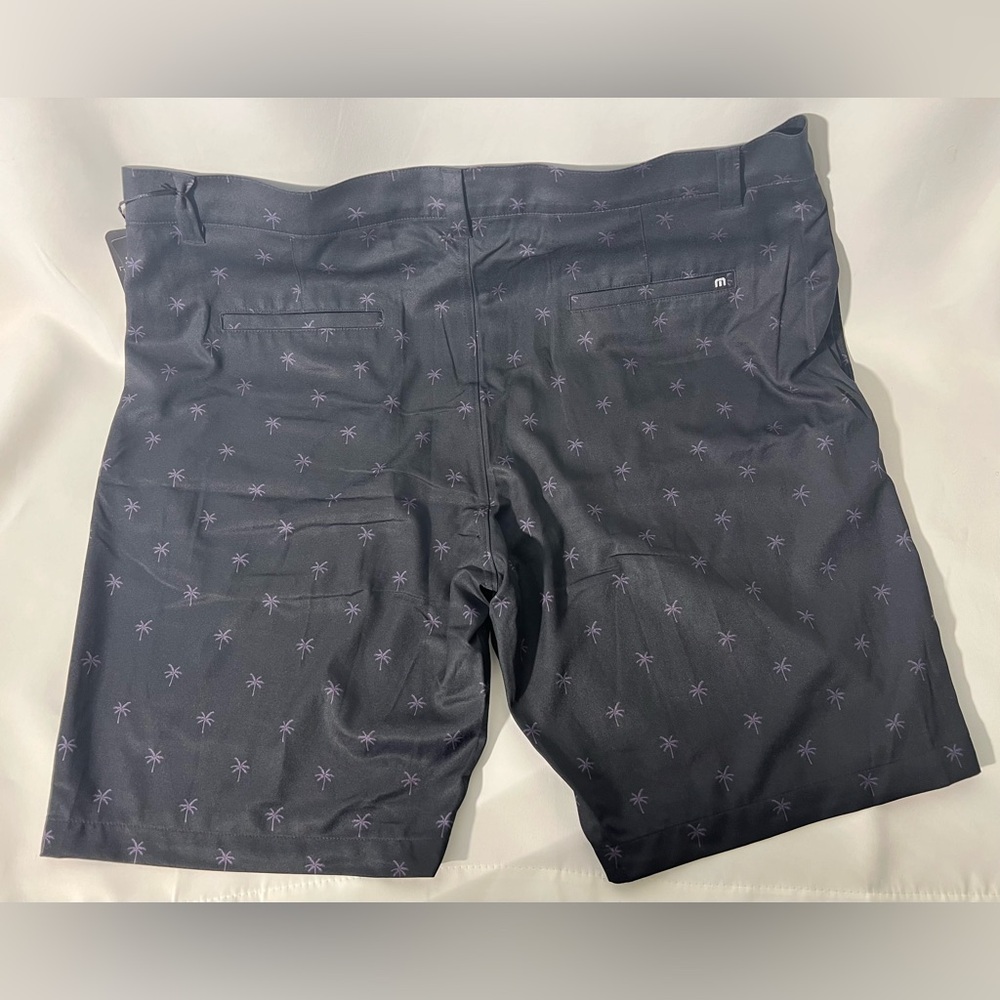 TravisMathew Men's Good Instincts Shorts Size: 42 NWT - Picture 5 of 16